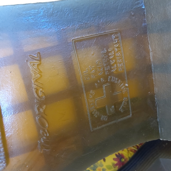 Women's Dr Martens 1460 genuine leather yellow floral combat boots - Picture 9 of 16